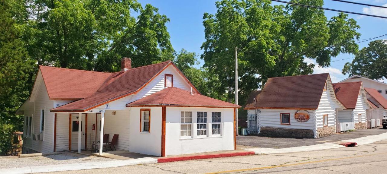 Log Cabin Inn Eureka Springs Bagian luar foto