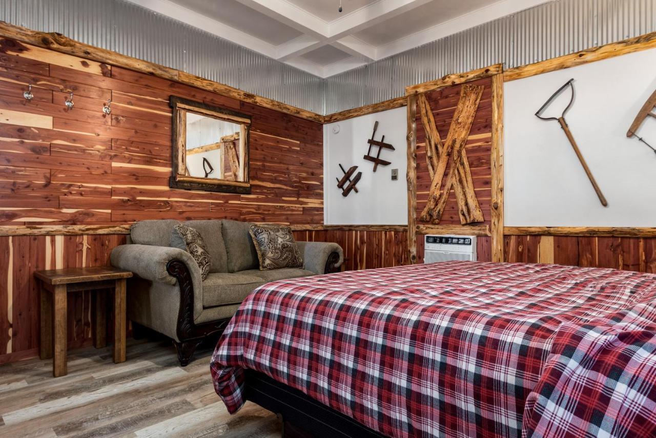 Log Cabin Inn Eureka Springs Bagian luar foto
